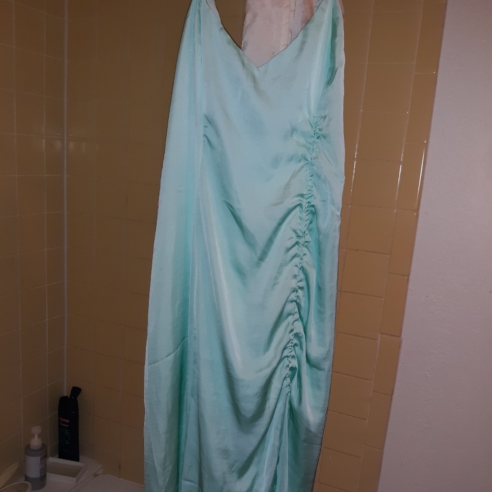 Lingerie - Picture 2 of 2